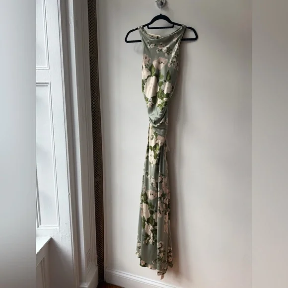 NEW NWT Reformation Anaiis Silk Maxi Dress Tarragon Floral Open Back High Neck 6 - Picture 11 of 17